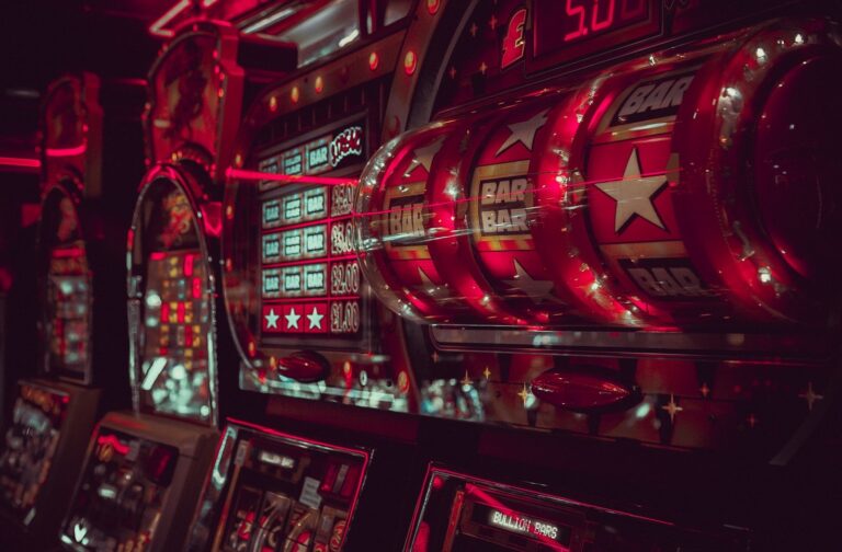 Keunggulan Bermain di Situs Slot Resmi MPOPELANGI
